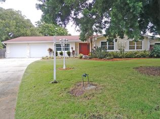825 Riva Ln, Sarasota, FL 34243
