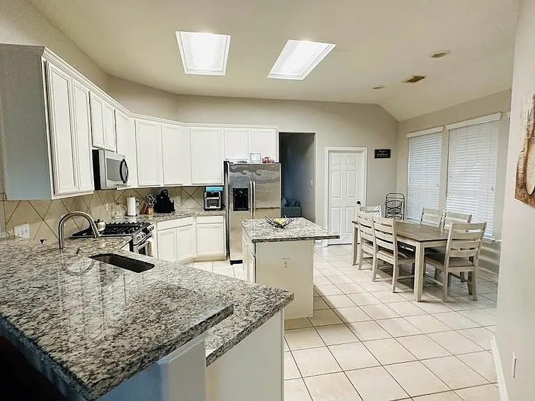 26 Jewelsford Dr — Photo 11