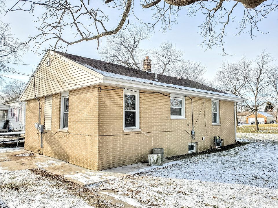 1st image of 3027 Miller Ave