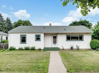 1384 Cohansey St, Saint Paul, MN 55117