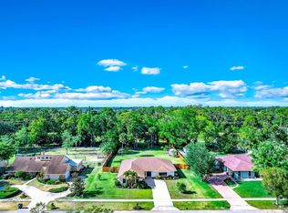 12073 Old Country Rd N, Wellington, FL 33414