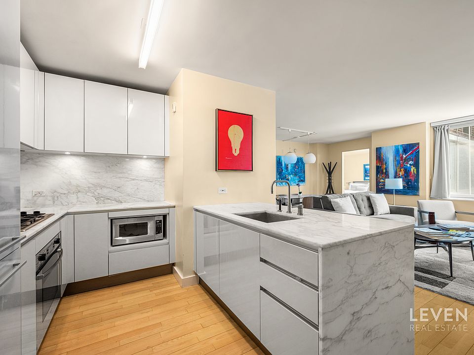 1st image of 322 W 57th St APT 34Q
