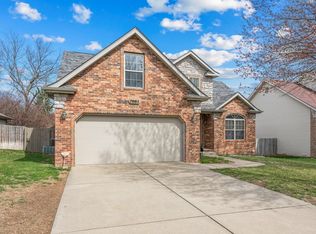 1503 W Maplewood St, Springfield, MO 65807
