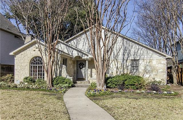 1st image of 4216 Greenbrier Dr