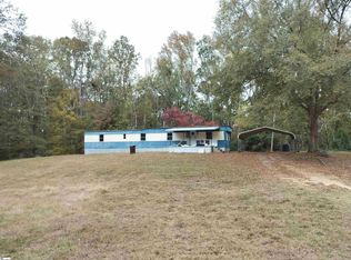 108 Snows Dr, Laurens, SC 29360