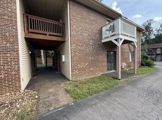 499 N Hawkins St #16, Rogersville, TN 37857
