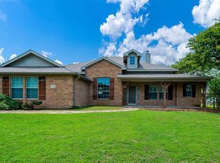 115 Faircrest Dr, Aubrey, TX 76227