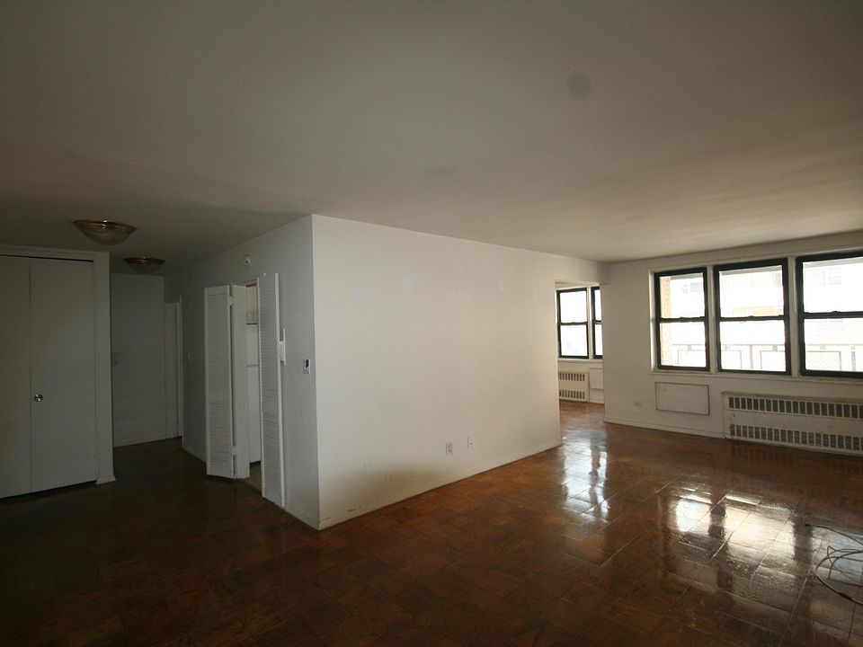 1st image of 31 Franklin Blvd #4K