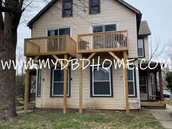 820 Walnut St