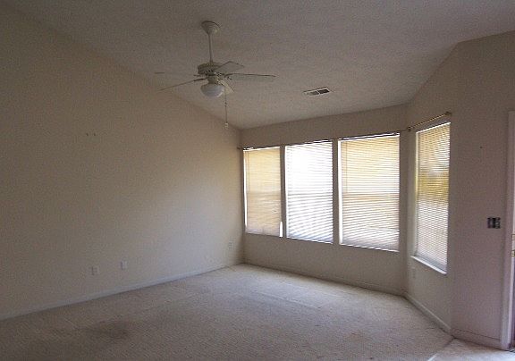 5th image of 5031 Twin Lakes Cir