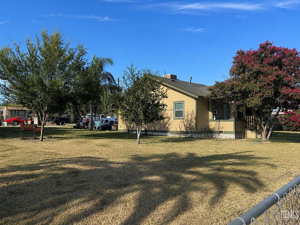 2nd image of 518 Roberts Ln