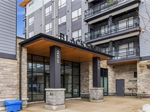 255 Northfield Dr E #407, Waterloo, ON N2K 0G5