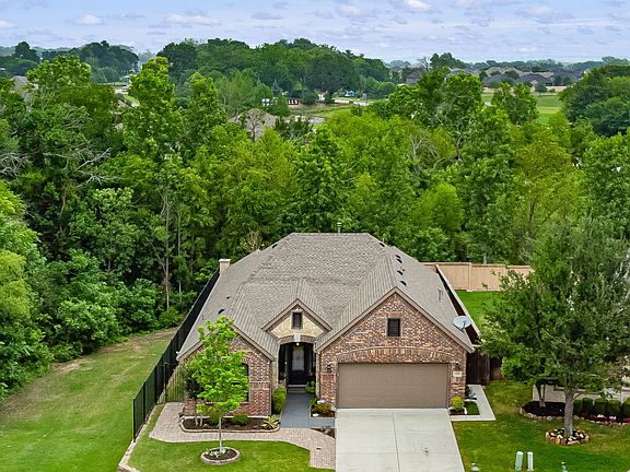 2nd image of 708 Rio Concho Trl