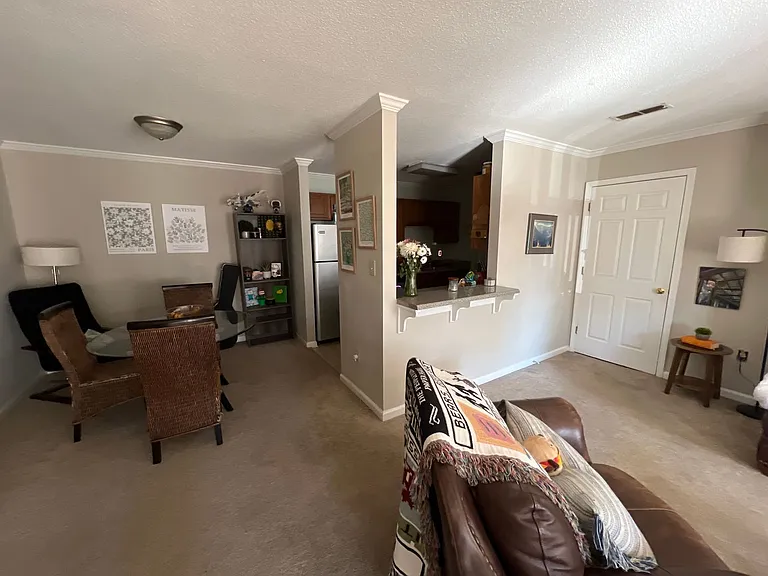 345 Research Dr — Photo 4