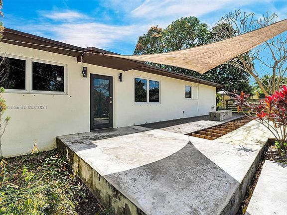 5th image of 14300 NW 77th Ave