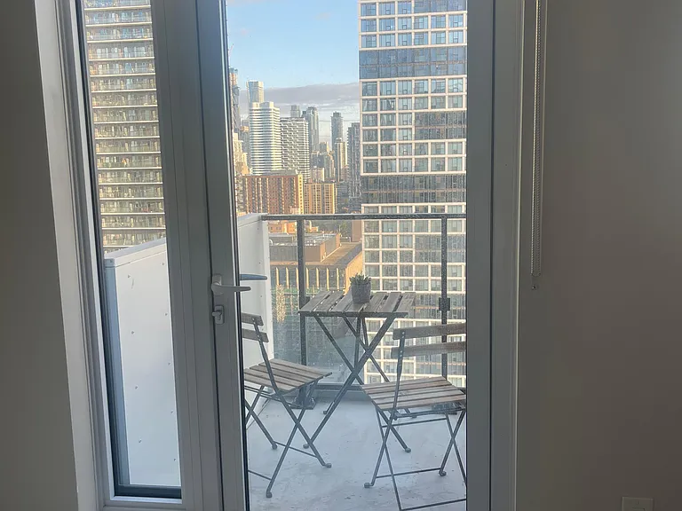 203 Jarvis St #2702 — Photo 10