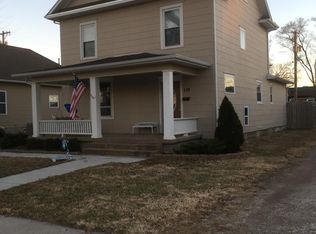 119 W 8th St, Newton, KS 67114