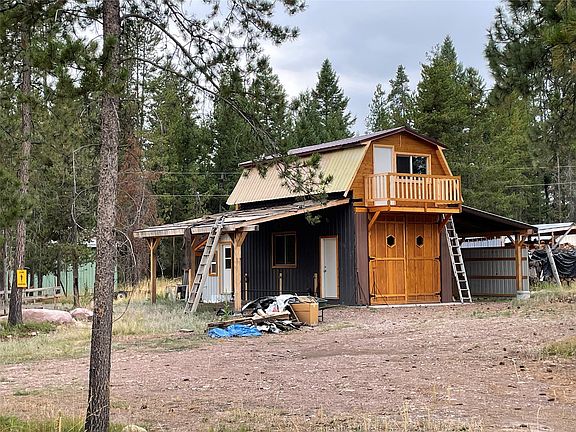 3rd image of 267 Eagle Dr