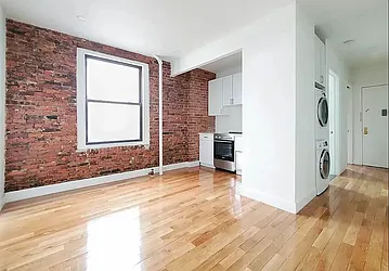 Rented by Brighton Management