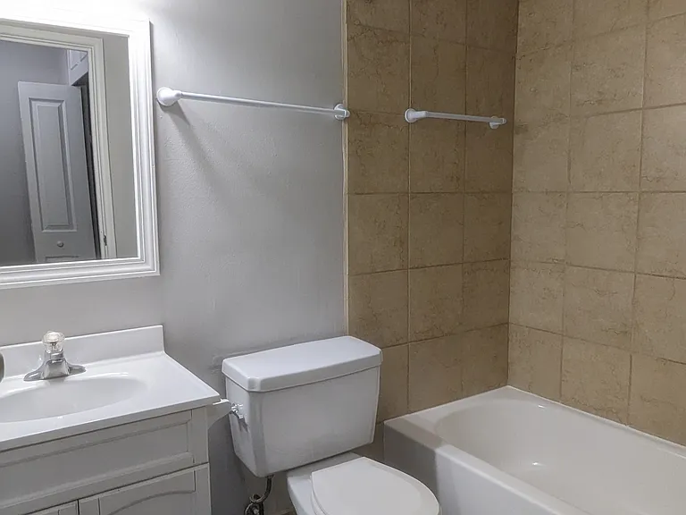 Copper Cove Apartments — Photo 35