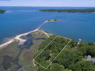 47 S Ferry Rd, Shelter Island, NY 11964