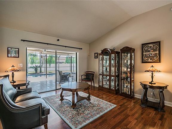 3rd image of 18557 Kingbird Dr