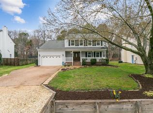 112 Bridge Wood Dr, Yorktown, VA 23693