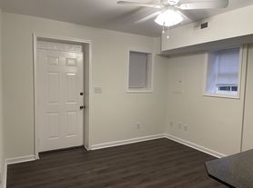526 Cleveland Ave, Charlottesville, VA