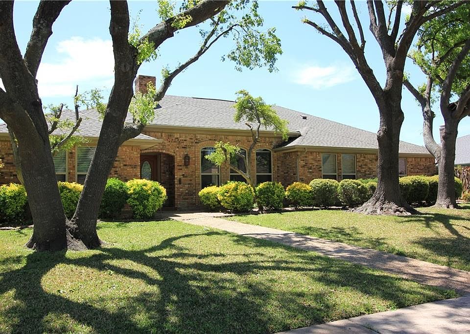 1st image of 2112 McDaniel Cir
