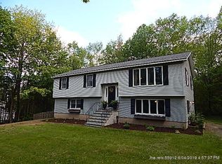 1061 Sunset Ave, Glenburn, ME 04401