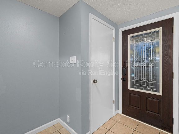 4th image of 26 Timberbrook Dr #26