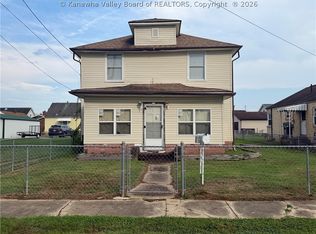 320 21st St, Dunbar, WV 25064