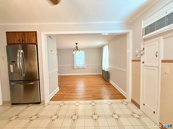 4th image of 15 Rosedale Terrace