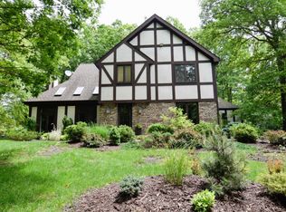2882 Riverwoods Ct, Riverwoods, IL