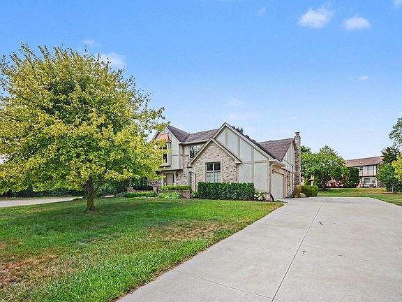 4th image of 17107 Maple Hill Dr