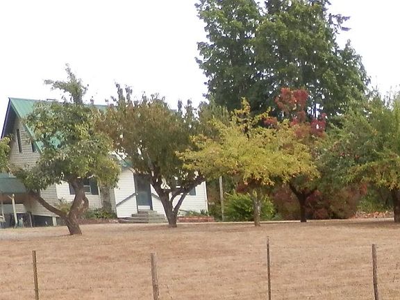 3rd image of 9623 SE Jodyann Ct