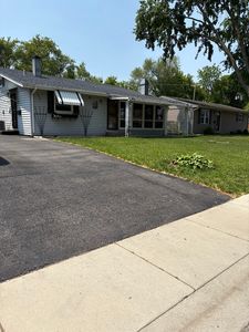 220 Harrison St, Carpentersville, IL, 60110