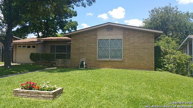 1st image of 2315 Spicewood Dr