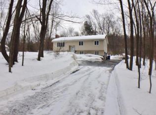 45 Barretts Hill Rd, Hudson, NH 03051