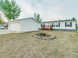 1808 Chandler Ln, Bismarck, ND 58503