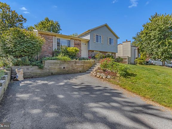 2nd image of 19000 Perrone Dr