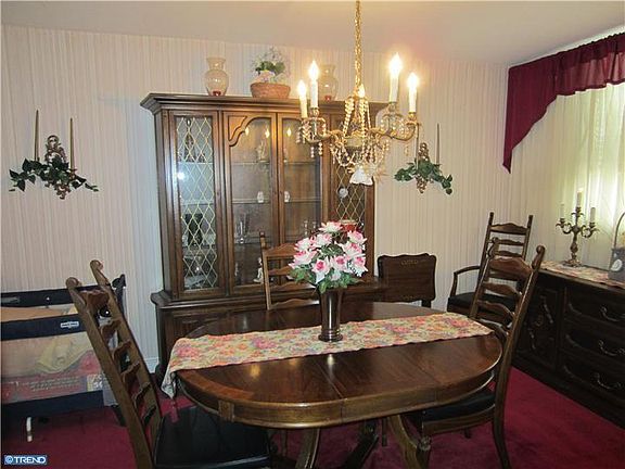 4th image of 3043 Longshore Ave