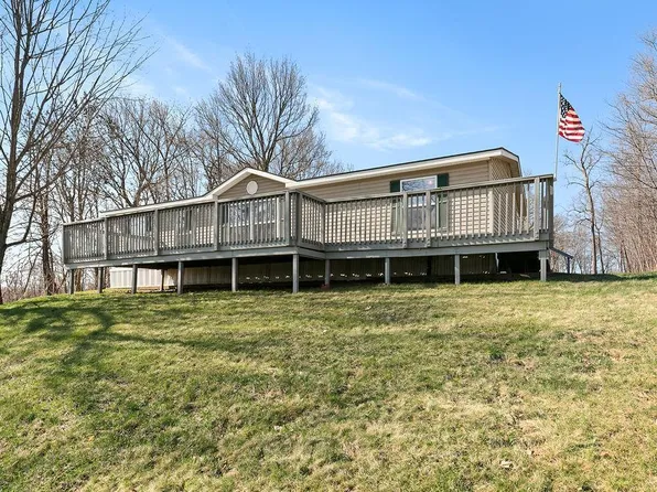 17989 Skyline Dr, Garrison, MN 56450