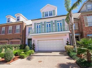 304 Rue Street Peter, Metairie, LA 70005