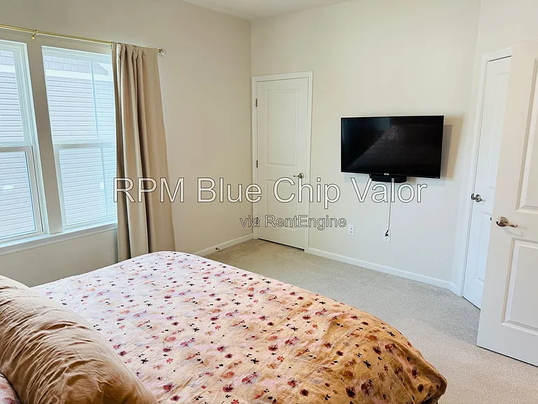 14 Wentworth Ln — Photo 19