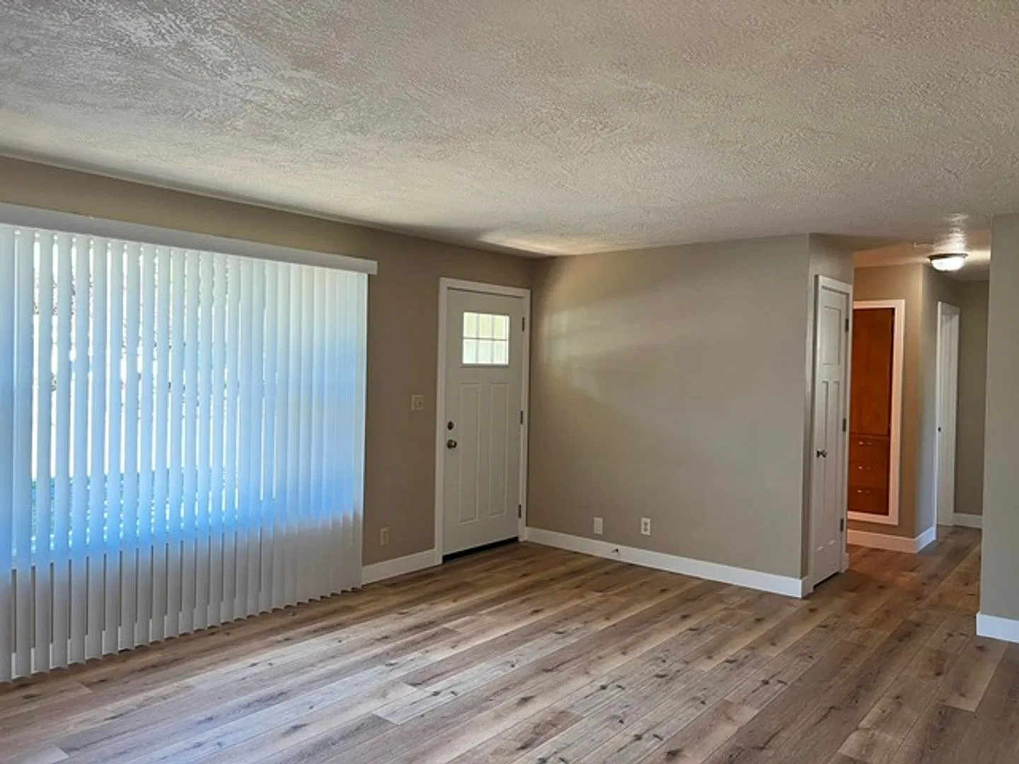 3Bd/1Ba Single Story Home - Move In Ready!! — Photo 4