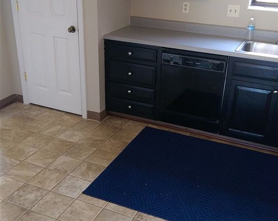 5th image of 6091 Cedar Hill Ln