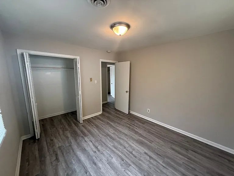1633 N Valor Dr — Photo 8
