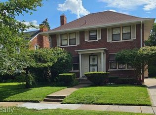 16752 Edinborough Rd, Detroit, MI 48219