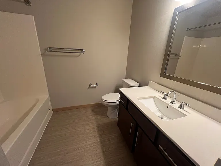 Venture Luxury High Rise — Photo 66